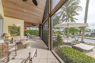 883 Galleon Dr, Naples, FL 34102 - Photo 30