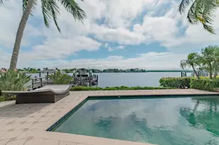 883 Galleon Dr, Naples, FL 34102 - Photo 42