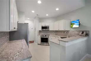 26930 Wyndhurst Ct, Bonita Springs, FL 34134 - Photo 10