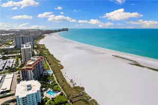 240 Seaview Ct, Marco Island, FL 34145 - Photo 4