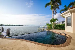 1942 Kingfish Rd, Naples, FL 34102 - Photo 6