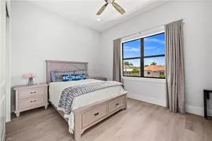 388 Pine Ave, Naples, FL 34108 - Photo 26