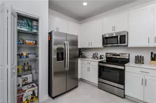 2140 Dragonfruit Wy, Naples, FL 34120 - Photo 4