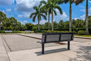 2271 Heydon Cir W, Naples, FL 34120 - Photo 32