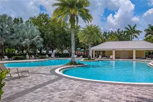 2271 Heydon Cir W, Naples, FL 34120 - Photo 40