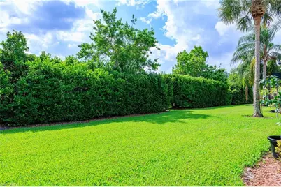 2271 Heydon Cir W, Naples, FL 34120 - Photo 24