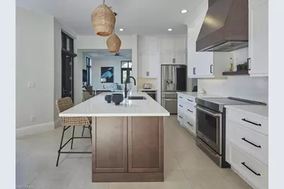 692 10th Ave S, Naples, FL 34102 - Photo 6