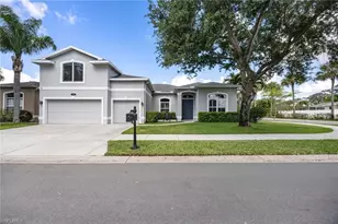 382 Burnt Pine Dr, Naples, FL 34119 - Photo 1