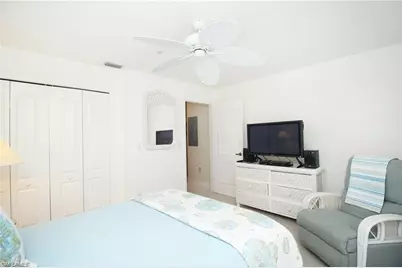 2925 Cypress Trace Cir #201, Naples, FL 34119 - Photo 10