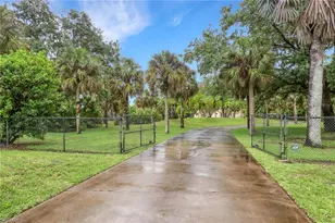 6020 Green Blvd, Naples, FL 34116 - Photo 36