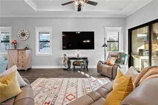 9811 Everglades Dr, Naples, FL 34120 - Photo 6