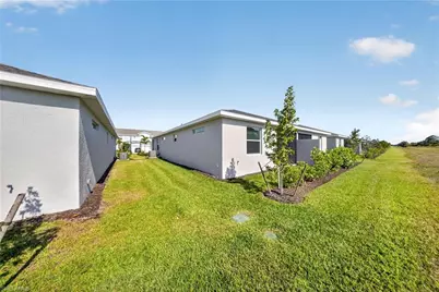 20559 Hazelnut Ct S, Lehigh Acres, FL 33976 - Photo 22