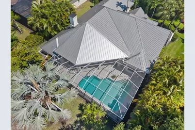 2039 Mission Dr, Naples, FL 34109 - Photo 4