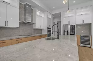172 11th St SW, Naples, FL 34117 - Photo 18