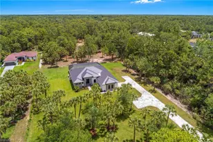 172 11th St SW, Naples, FL 34117 - Photo 4