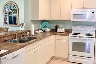 3017 Driftwood Way, Naples, FL 34109 - Photo 8
