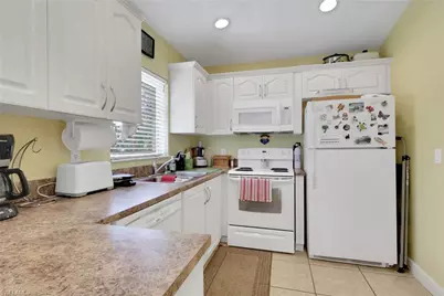 3110 Desoto Blvd S, Naples, FL 34117 - Photo 10