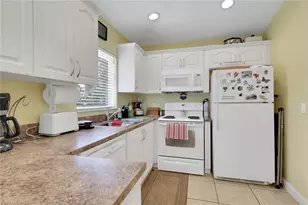 3110 Desoto Blvd S, Naples, FL 34117 - Photo 10