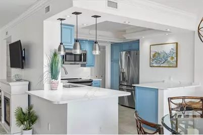 2400 Gulf Shore Blvd N #604, Naples, FL 34103 - Photo 10