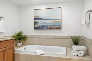 2400 Gulf Shore Blvd N, Naples, FL 34103 - Photo 20