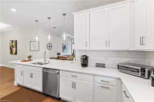 15197 Sacile St, Naples, FL 34114 - Photo 12