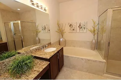 6525 Monterey Pt #203, Naples, FL 34105 - Photo 12