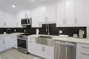 788 Park Shore Dr, Naples, FL 34103 - Photo 6