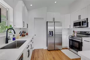880 18th St NE, Naples, FL 34120 - Photo 10