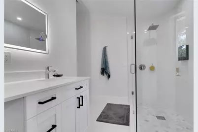 880 18th St NE, Naples, FL 34120 - Photo 16