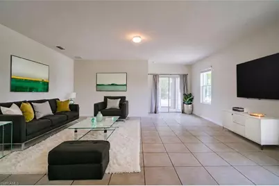 2220 NE 5th Ave, Cape Coral, FL 33909 - Photo 6