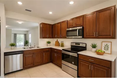 2220 NE 5th Ave, Cape Coral, FL 33909 - Photo 4