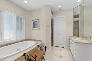 4661 Idylwood Ln, Naples, FL 34119 - Photo 20