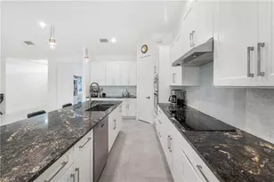 18355 Fairmont Dr, Naples, FL 34114 - Photo 14