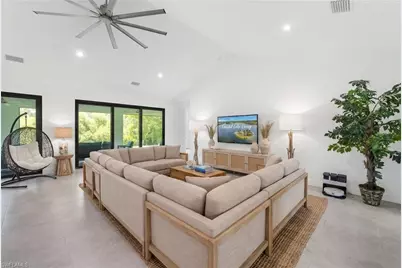 18355 Fairmont Dr, Naples, FL 34114 - Photo 16