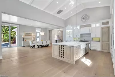 160 Broad Ave S, Naples, FL 34102 - Photo 24