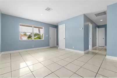 5369 Broward St, Naples, FL 34113 - Photo 8
