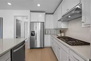 616 Oasis Lk Pl, Lehigh Acres, FL 33936 - Photo 6
