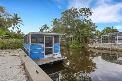 2772 Riverview Dr, Naples, FL 34112 - Photo 20