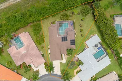2050 Terrazzo Ln, Naples, FL 34104 - Photo 6