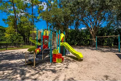 2050 Terrazzo Ln, Naples, FL 34104 - Photo 30