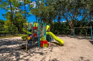 2050 Terrazzo Ln, Naples, FL 34104 - Photo 30