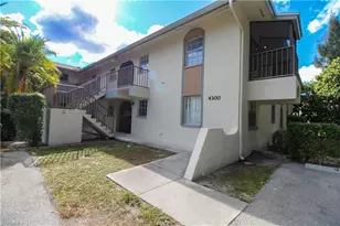 4300 Gulfstream Dr, Naples, FL 34112 - Photo 24
