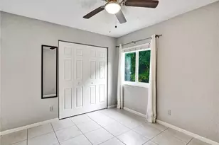 4621 Bayshore Dr, Naples, FL 34112 - Photo 22
