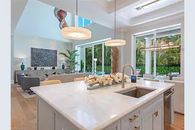 473 1st Ave S, Naples, FL 34102 - Photo 8
