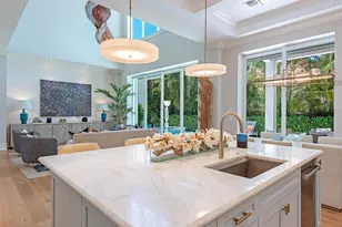 473 1st Ave S, Naples, FL 34102 - Photo 8