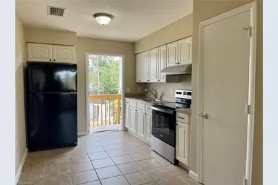 18245 Louise Dr #4, Fort Myers, FL 33967 - Photo 8