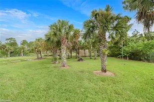 2720 24th Ave SE, Naples, FL 34117 - Photo 10