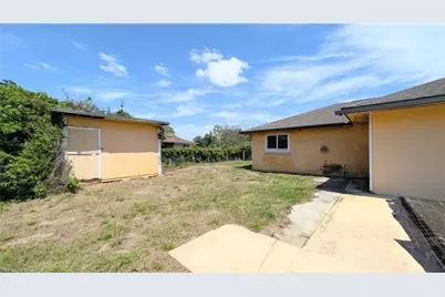521 5th Ave, Lehigh Acres, FL 33972 - Photo 2