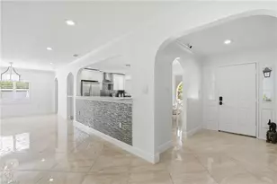 5930 Sea Grass Ln, Naples, FL 34116 - Photo 8