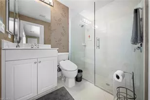 955 Tivoli Ct, Naples, FL 34104 - Photo 32